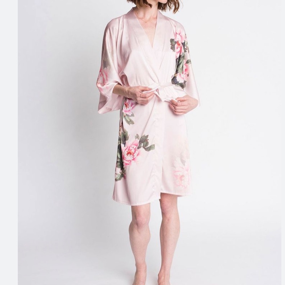 Kim + Ono Peony and Bird floral bird silky wide sleeve kimono robe